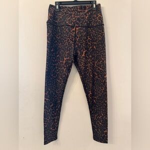 Beyond Yoga Leopard Print Leggings - Black and Brown